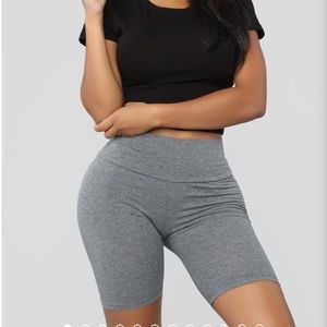 Fashion Nova Brooke Biker shorts size L grey